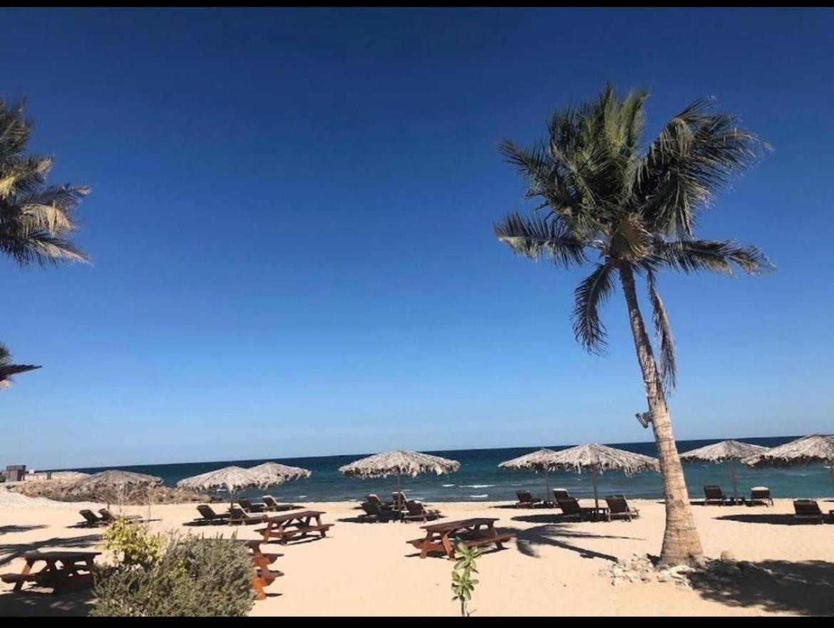 Beach Front Le Bon Villa Muscat Exterior photo
